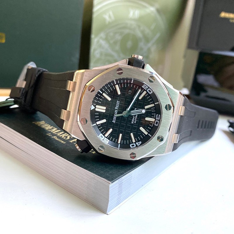 Sure to sell out Audemars Piguet Replica Royal Oak Offshore Diver 15710STOOA010