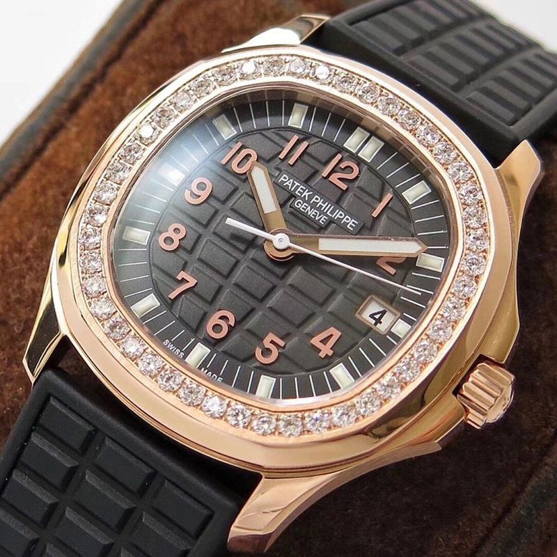 Sale New Patek Philippe Aquanaut Luce Replica ★ Black Rose Gold PAB46535