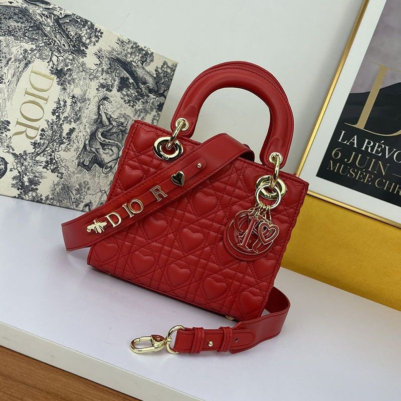 Want it? Super limited edition? 21aw new my ABC Dior Lady Dior bag replica lambskin m0538ongh_m35r