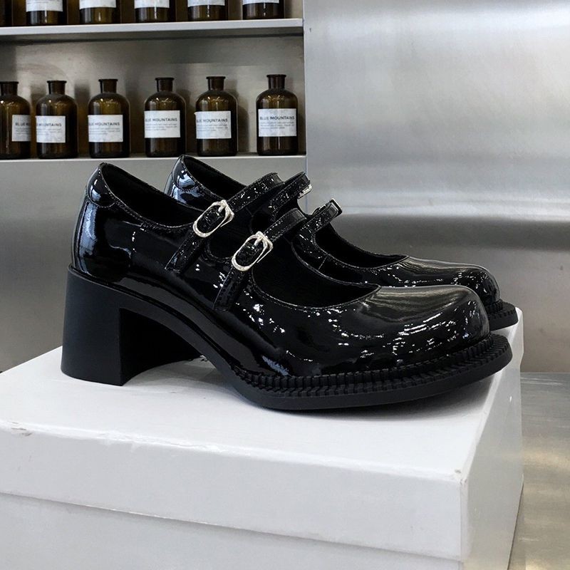 Cute Maison Margiela Mary Jane Pumps Replica Polished Leather Mab38231