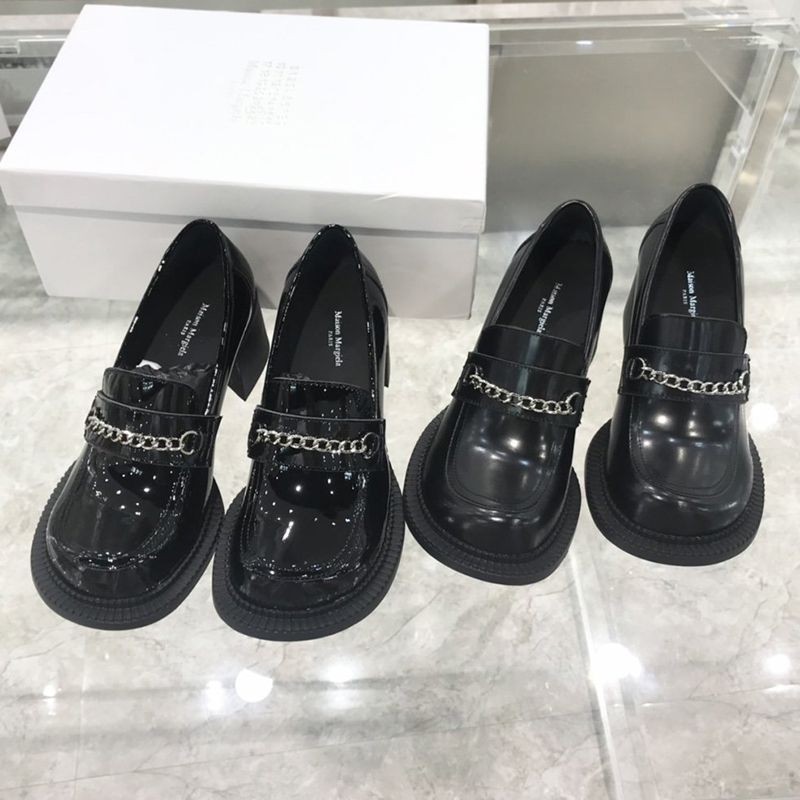 Eye-catching colors Maison Margiela Mary Jane pumps replica Maz73609