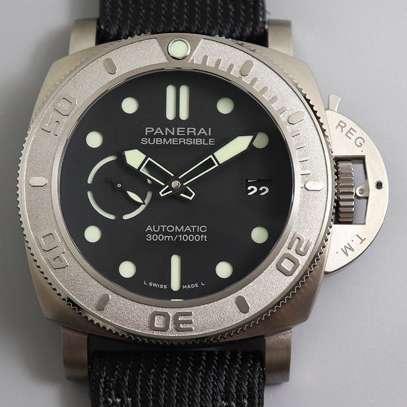 2019 Panerai Submersible Mike Horn Edition PAM00984