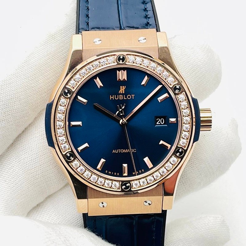 Classic Hublot Replica Watch Classic Fusion Titanium Diamond huk40556