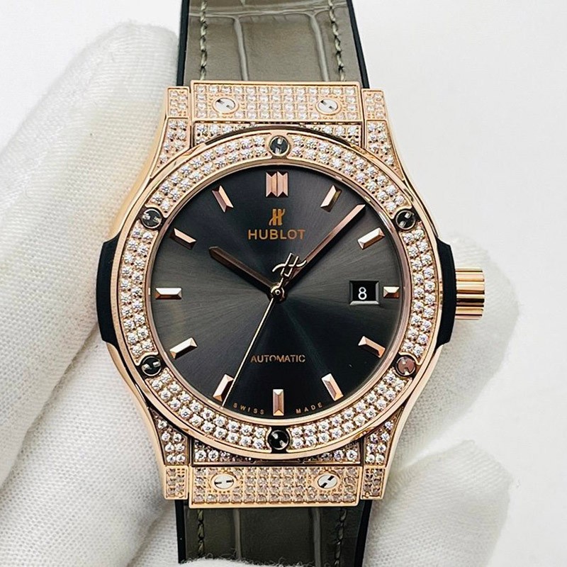 Cute Fake Hublot Watch Classic Fusion Titanium Diamond huc27878