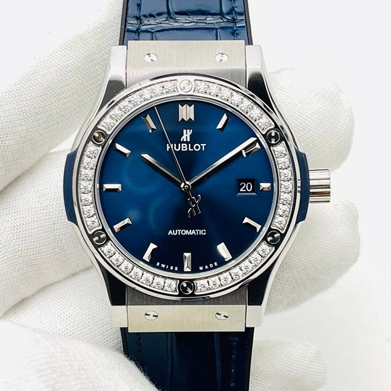 Cute Hublot Replica Watch Classic Fusion Titanium Diamond huk50811
