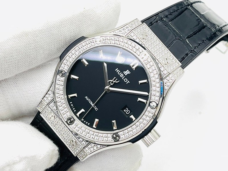 No customs duties Hublot watch replica Classic Fusion titanium diamond hup45452